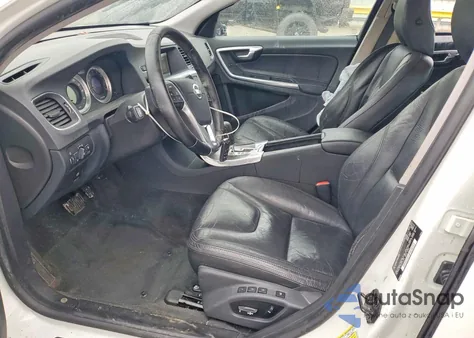 2012 Volvo S60 T5 z USA, uszkodzony, nr VIN YV1622FS7C2079565